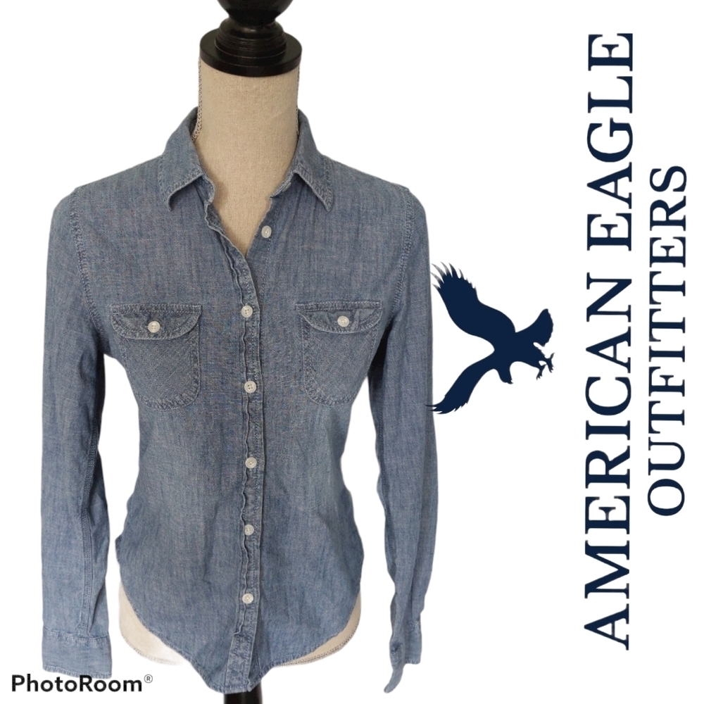 5/$25 American Eagle Blue Denim Button Down Long Sleeve Shirt Small